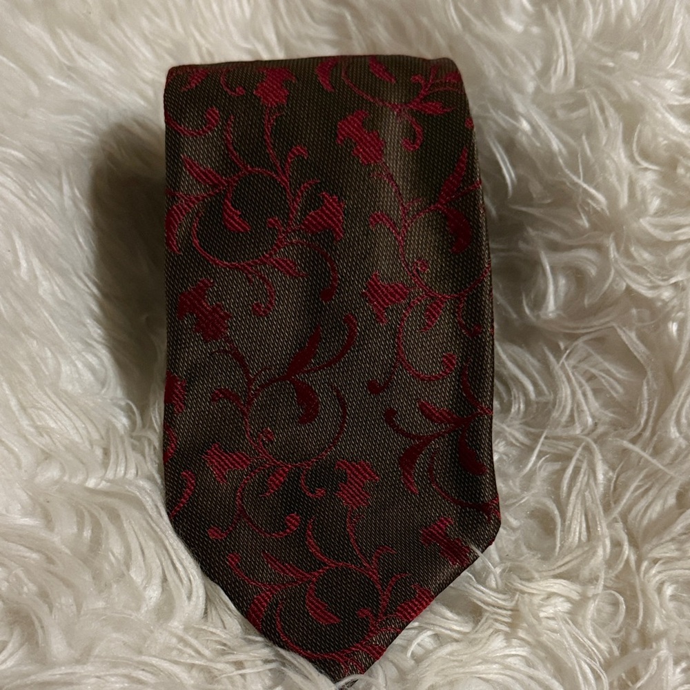 Classic Red and Brown Floral Men's Tie